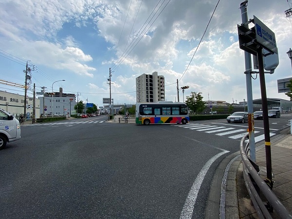 長久手市内のリニモの「はなみずき通駅」と長久手市のNバス