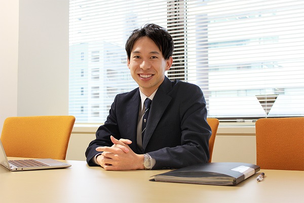 岩崎将之弁護士